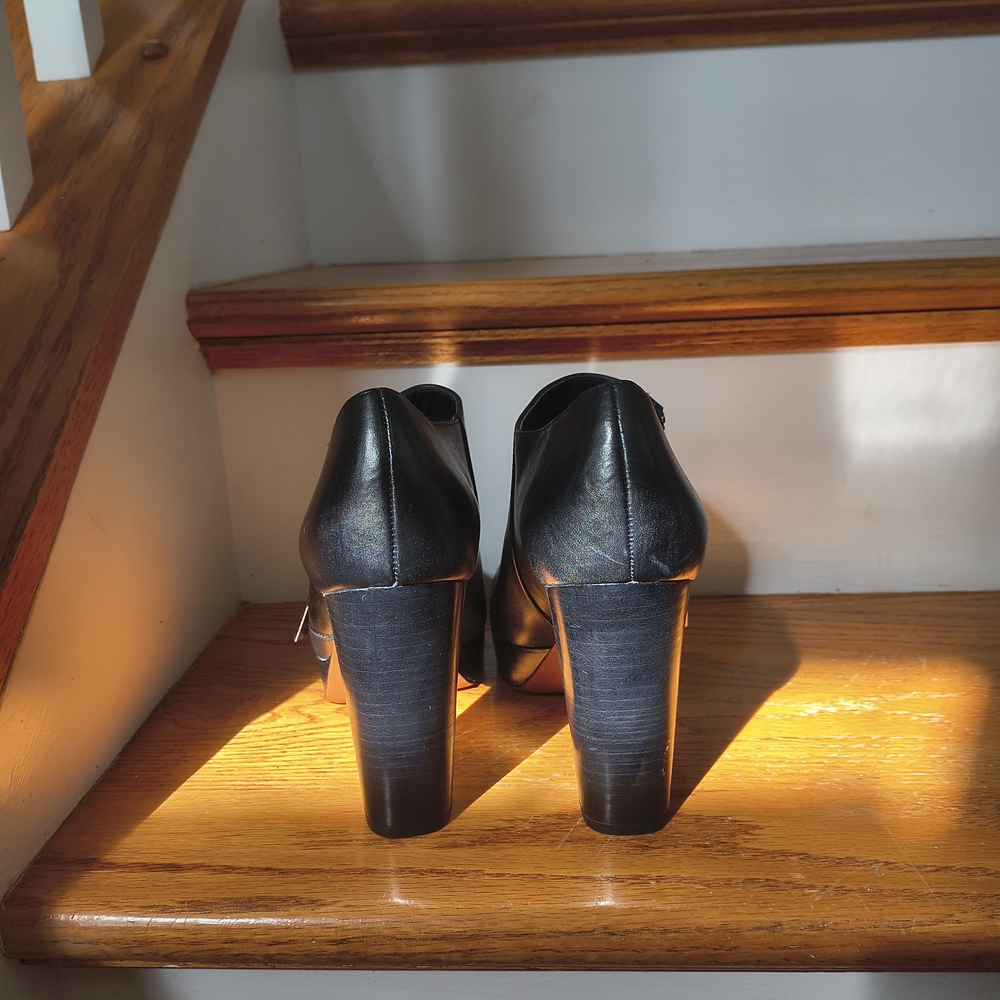 Franco Sarto Sleek Black Heeled Boots - Picture 3 of 7